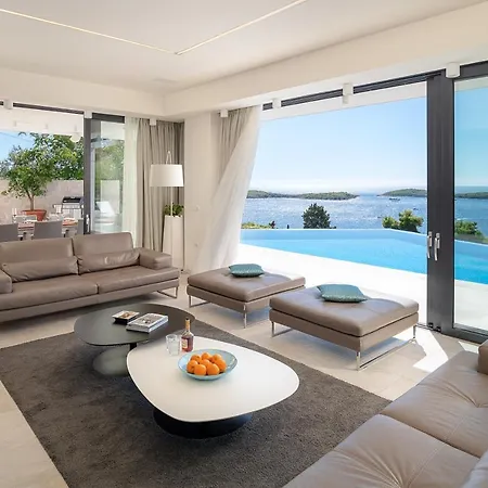 Anabel Villa Hvar Town